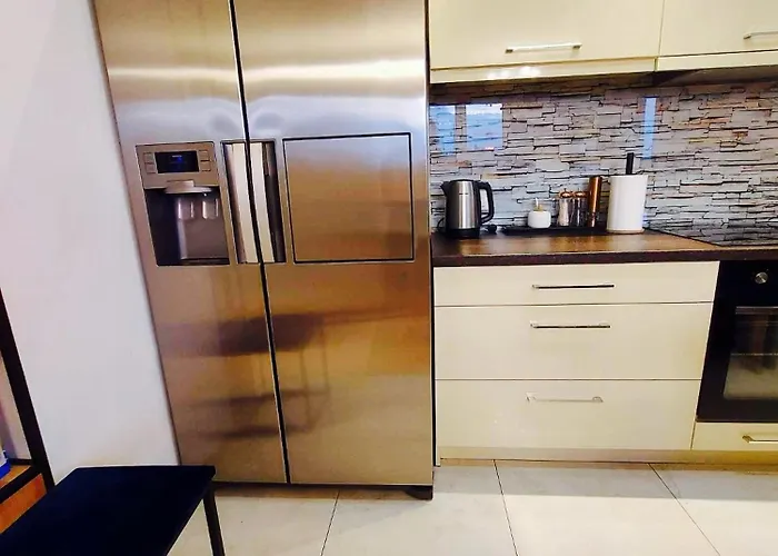 Krakowska Comfort - Wifi And Free Parking Apartment Warsaw