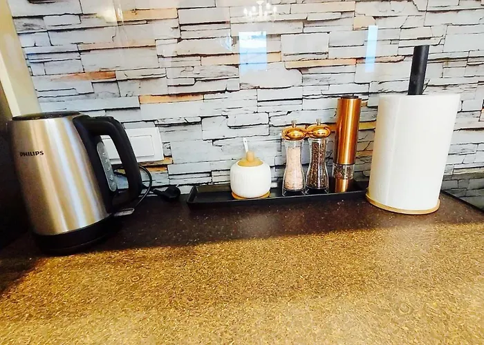 Krakowska Comfort - Wifi And Free Parking Apartment Warsaw